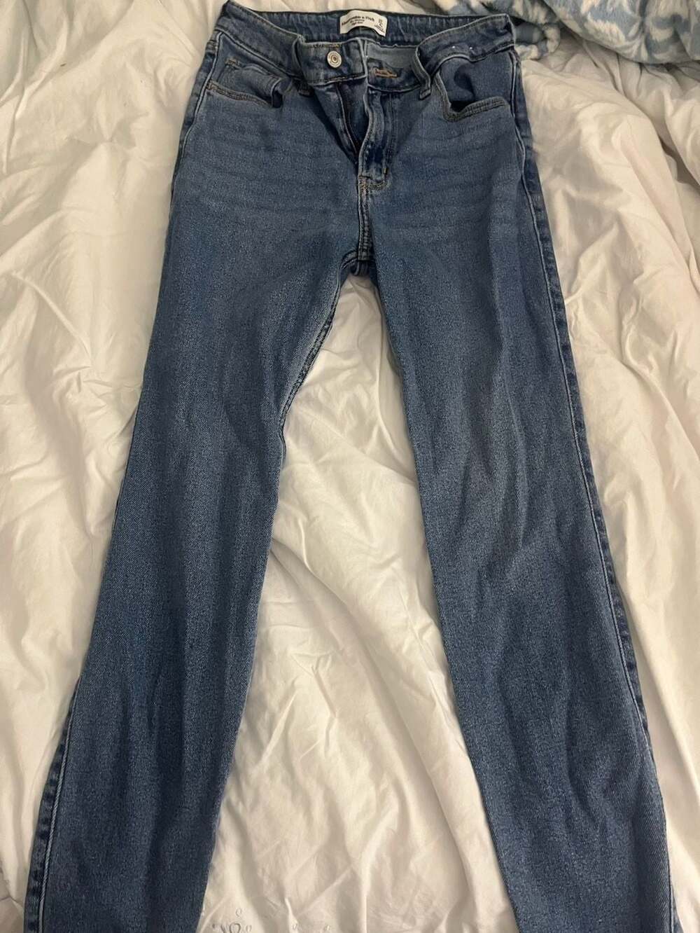 Abercrombie & Fitch The Skinny High Rise Size 27 4R Blue Denim Jeans